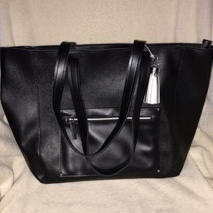 Black tote bag
